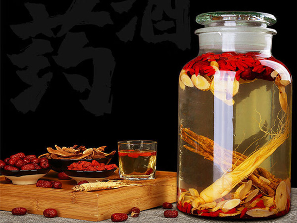 醬香型白酒可以用來泡藥酒泡養(yǎng)生酒嗎？